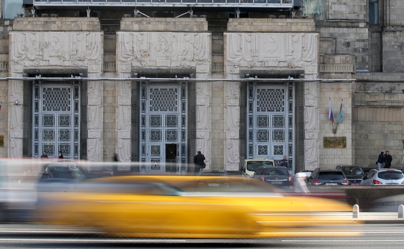 МИД обвинил дипломатов США в краже рюкзака и потребовал снять иммунитет