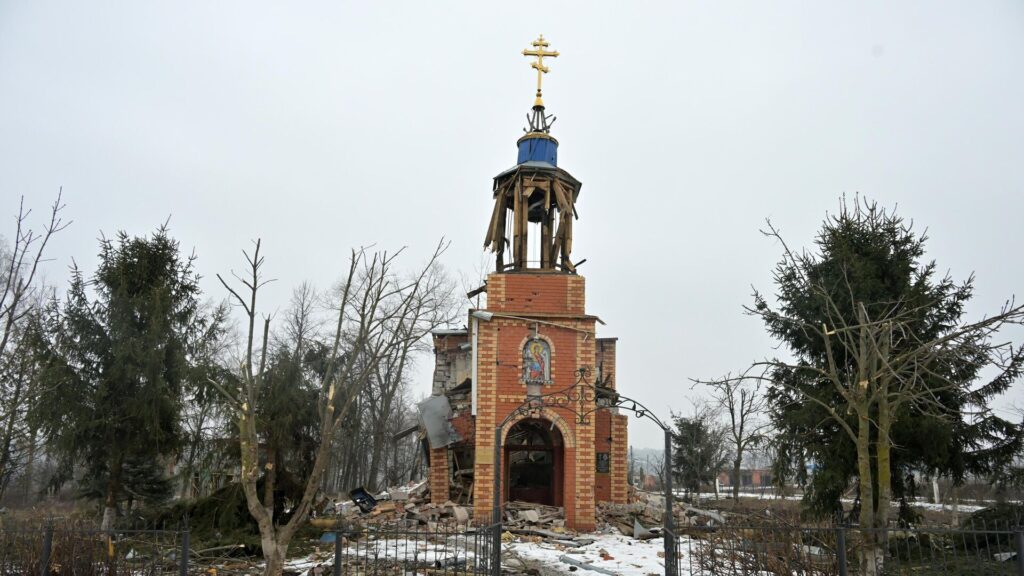В Курской области повреждены более двух десятков храмов