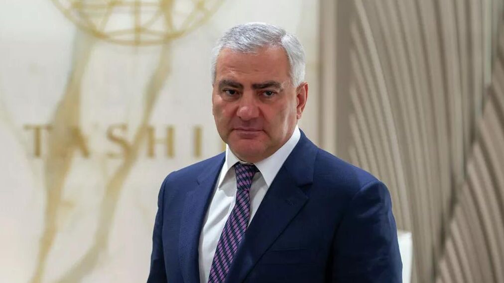 Армянская диаспора в Британии осудила арест Карапетяна